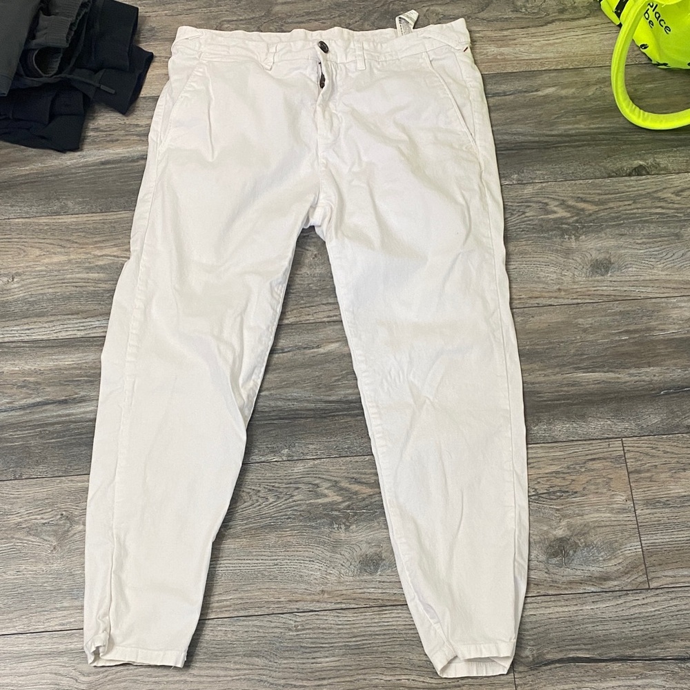 Zara Men's white skinny Chinos